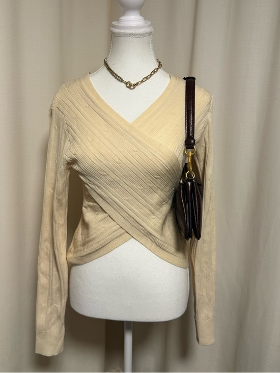 Vintage Sweaters - No brand Butter Cream color Ribbed Wrap V-Neck Sweater